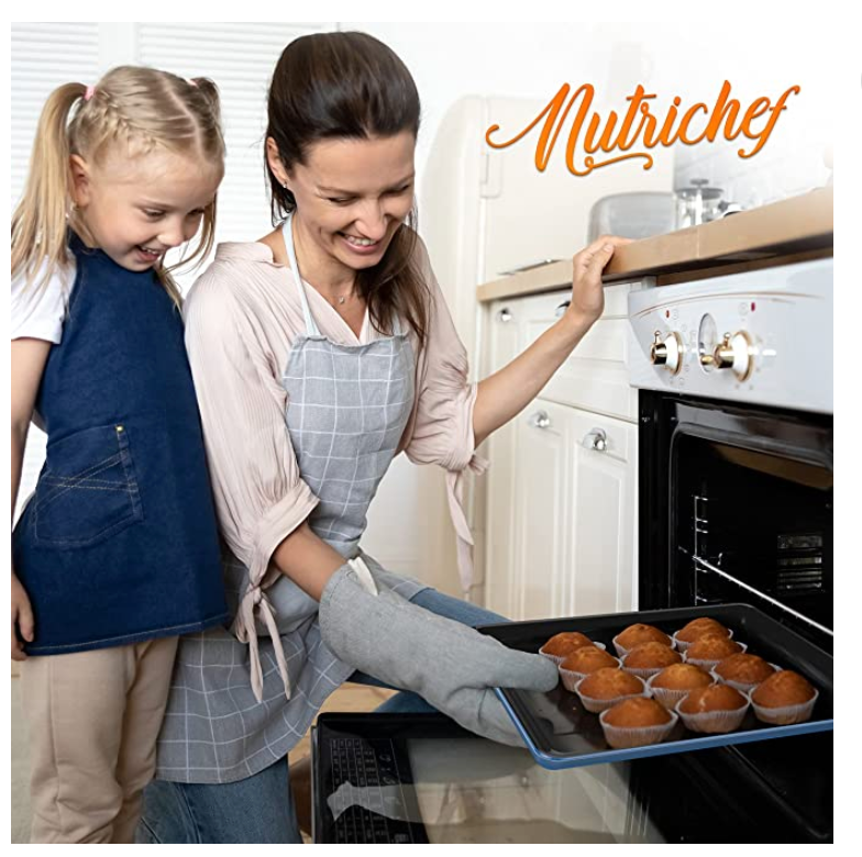 NutriChef 8-Piece Nonstick Stackable Bakeware Set (Blue)