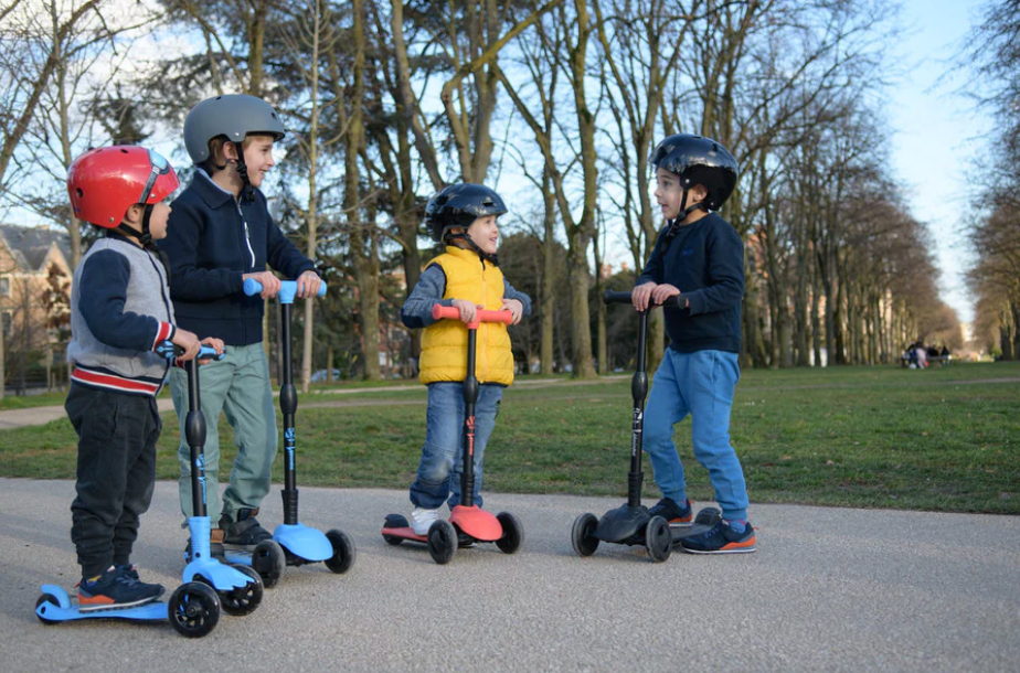 Luminous - 50 - Foldable LED Scooter (Blue)