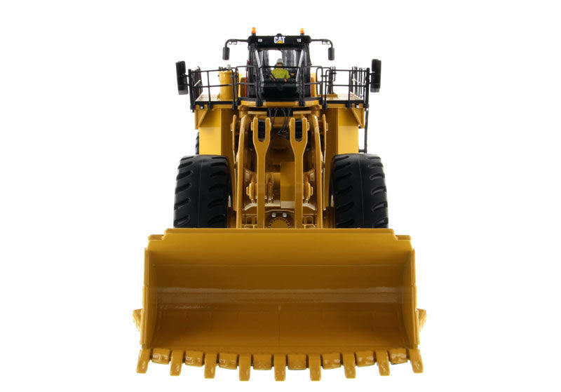 1:50 Cat 994K Wheel Loader - Rock Bucket Version in Yellow - Diecast Masters